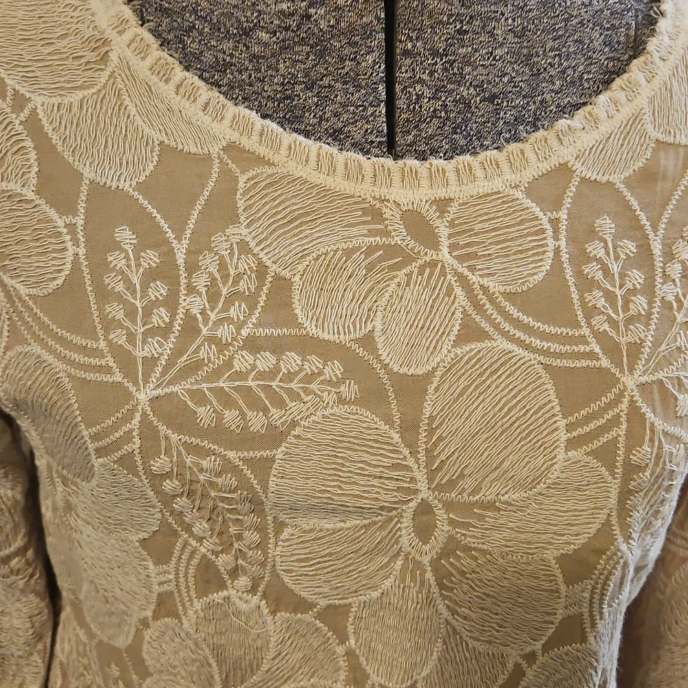 Solitaire Floral Embroidered Rayon Blouse - Picture 2 of 7